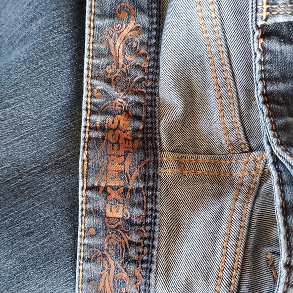 Express Zelda Low Rise Jeans - Picture 5 of 7
